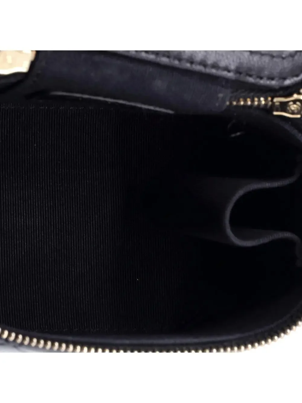 Chanel Classic Top Handle Vanity Case #254553C38B